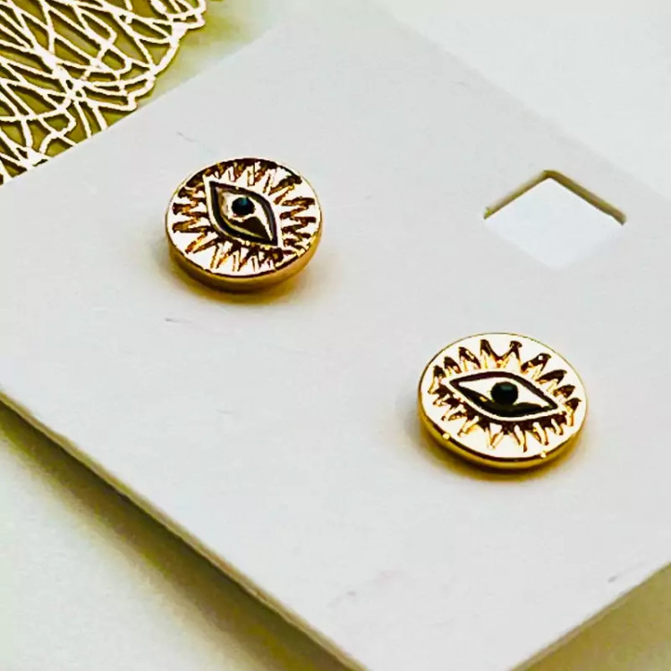 گوشواره چشم میخی